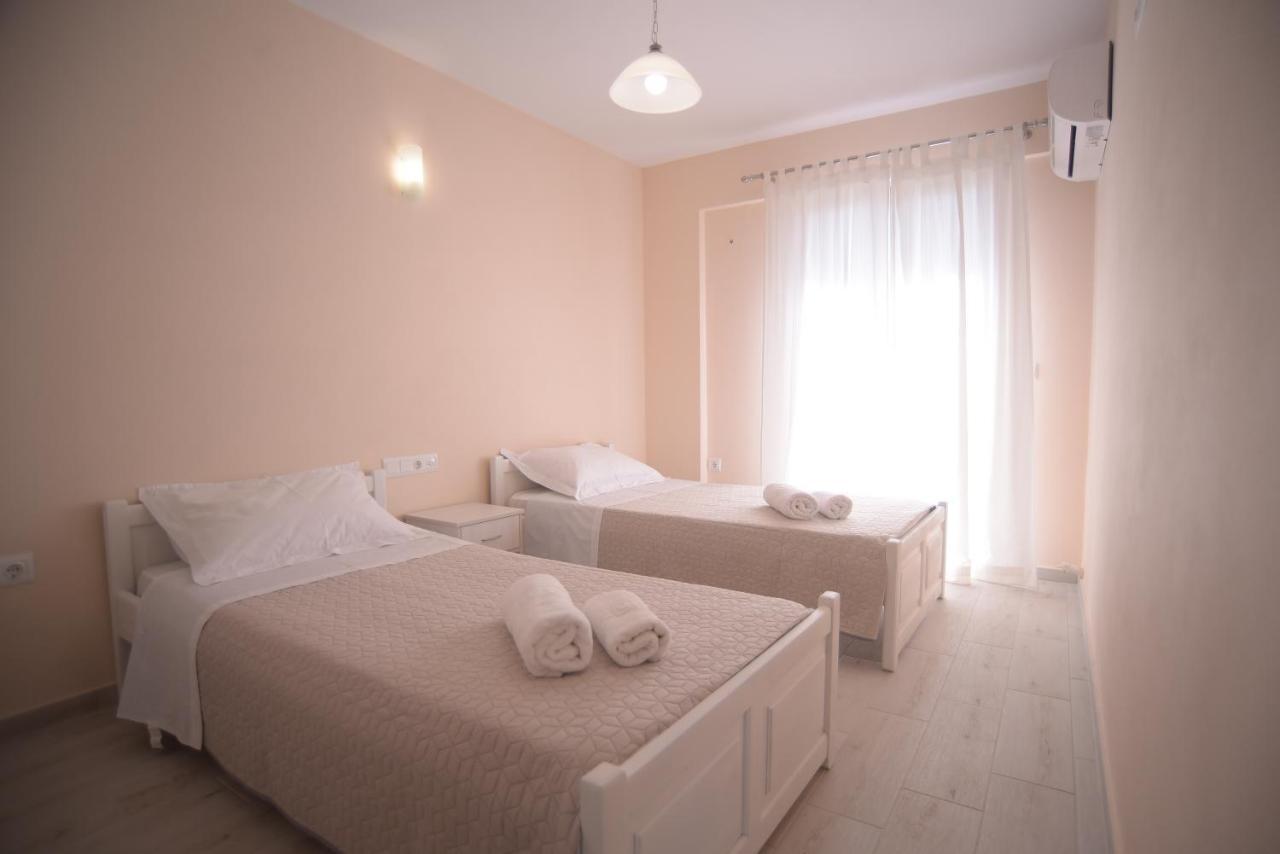 Mistral Apartments Kariótai المظهر الخارجي الصورة